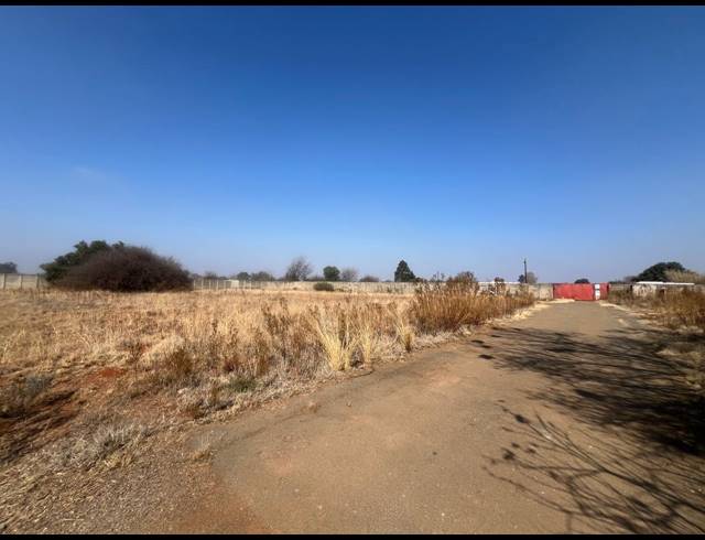 1,248M² VACANT LAND FOR SALE IN KOOKRUS